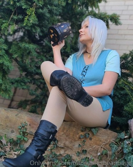 realprincesstiabeanie free model photo