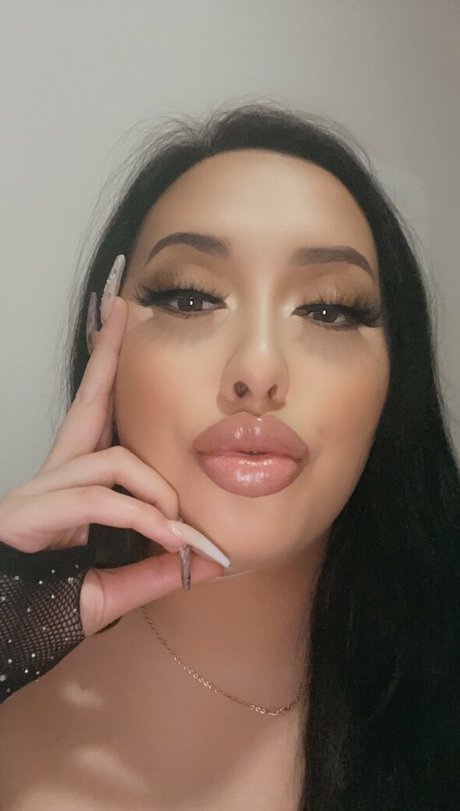 beautiful teen onlyfans hd pic