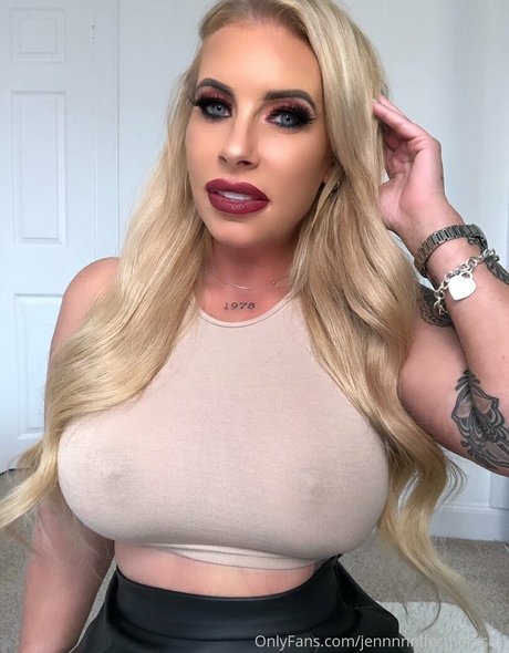 jennnnniferthomson sex model photo