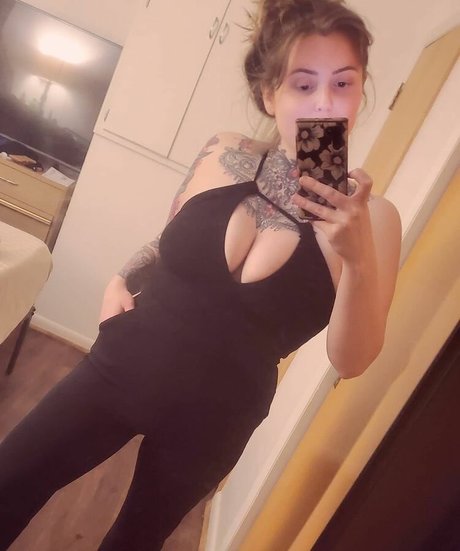 LoveLaurenn naked star images