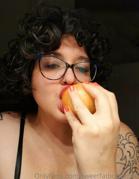 sweetfatbottomed model beautiful image