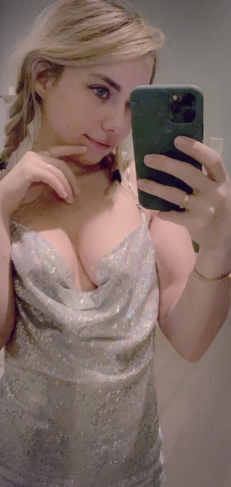 hottest milf onlyfans porno photo