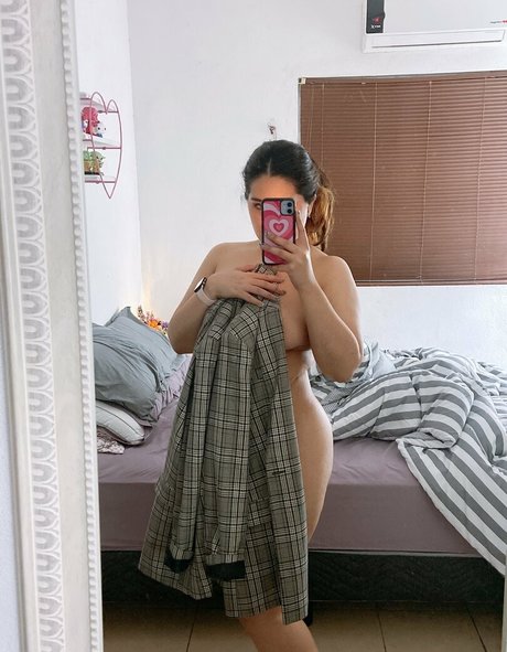 flat onlyfans xxx image