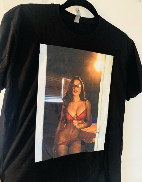 Abella Anderson pornstar erotic image