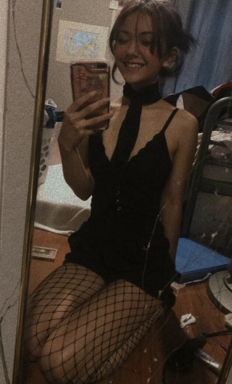 asian shower onlyfans top photo