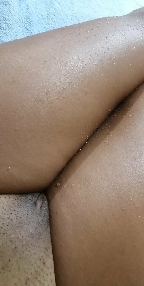 amywet erotic star pics