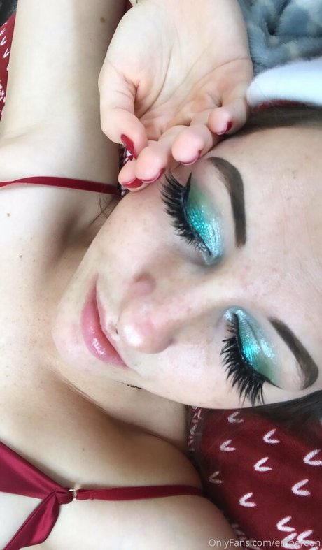 Embereon star free pics