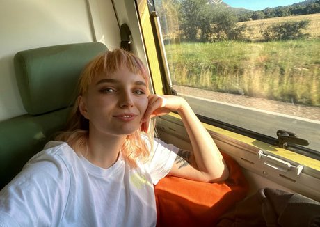 brunette petite onlyfans sexy nude images