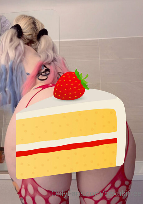 bexukifree nudes star photos