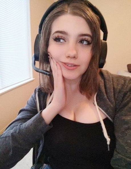 trans teen onlyfans beautiful pictures