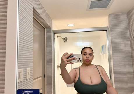 Sadhoetarius pornstar top pic