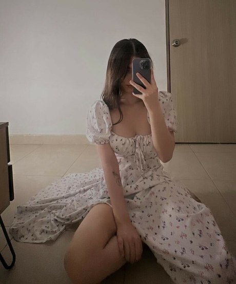 tall blonde onlyfans adult image