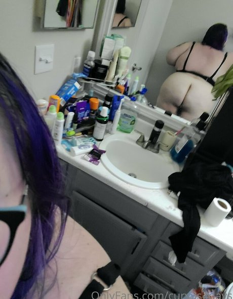 curv3s4days star perfect img