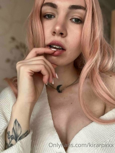 kiraroxx naked actress gallery