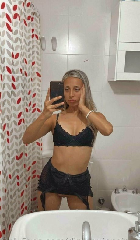 dimequiensinoona nude pornstar archive