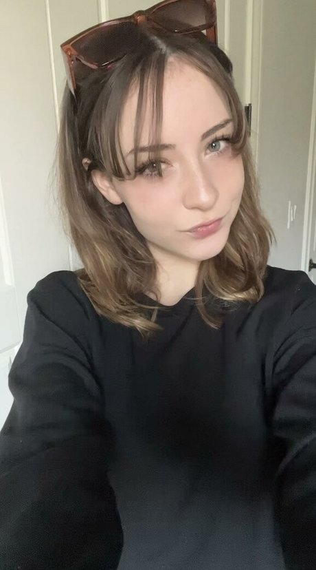 black tranny onlyfans porn image