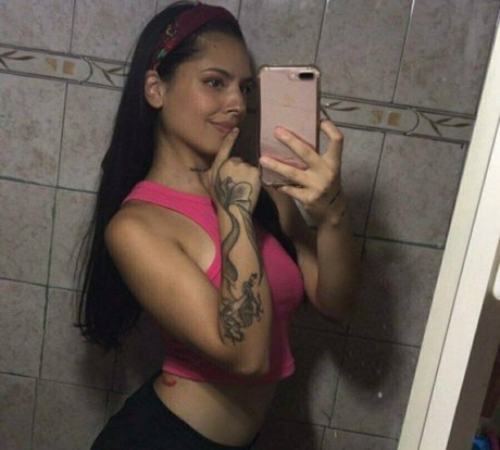 lulycal21 pornstar sexy picture