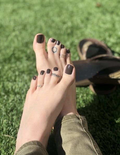 cutewebbies nude star image