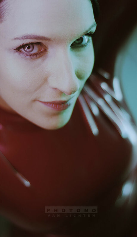 Tinchenrocks model adult galleries