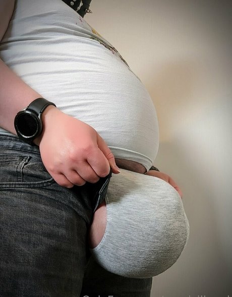 voreisillegal nice actress picture