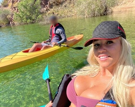 arab milf onlyfans beautiful pic