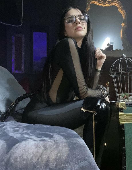 Pecorinna art actress pic