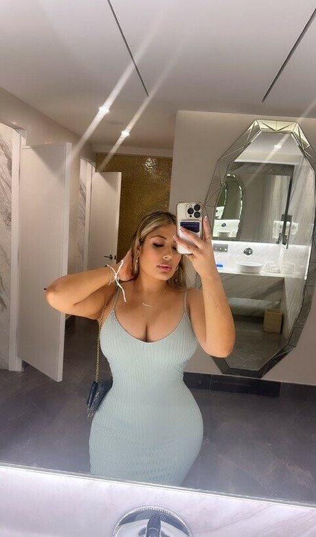 golf onlyfans pretty photo