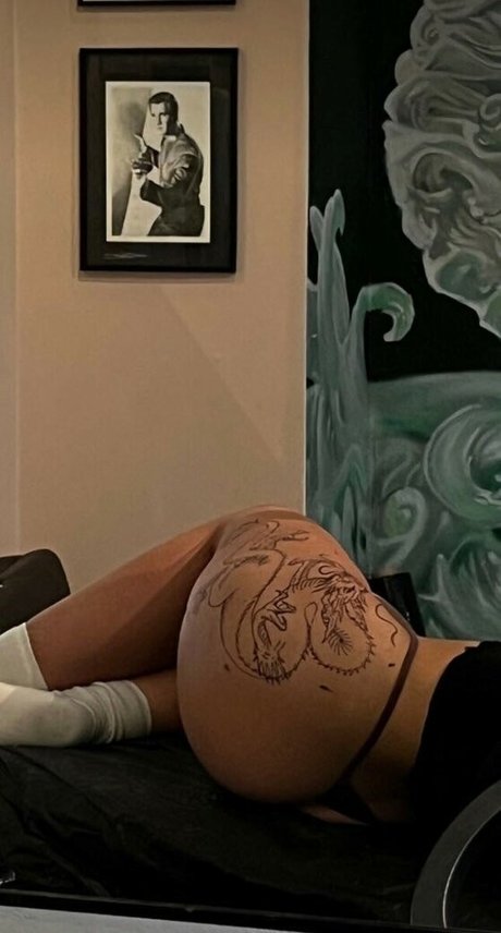 short teen onlyfans nude photo