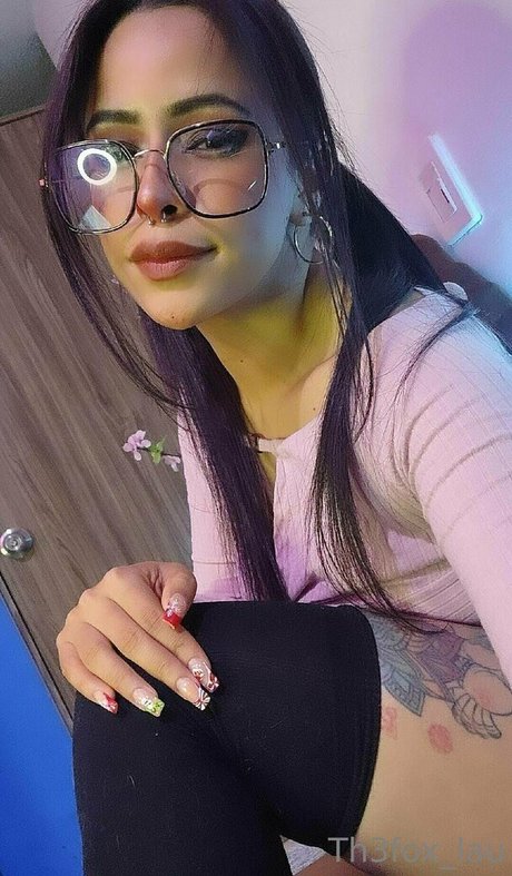 th3fox lau star erotic photos