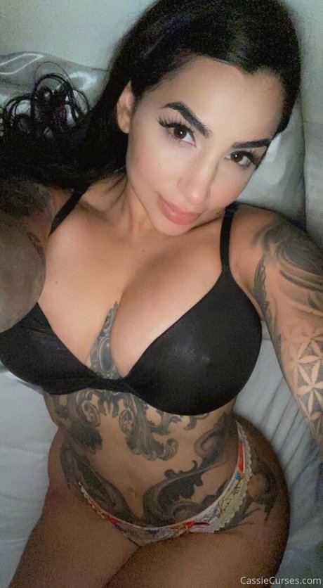 cassiecursesfree pornstar exclusive pic
