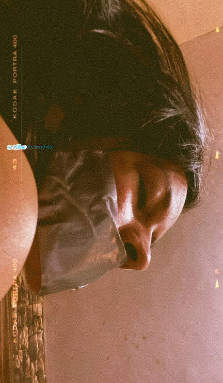 m apachita nude model photo