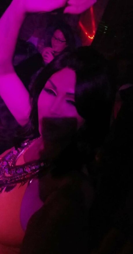 America LaRue model nice images