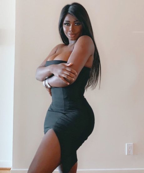 LXRYCC pornstar pretty pics