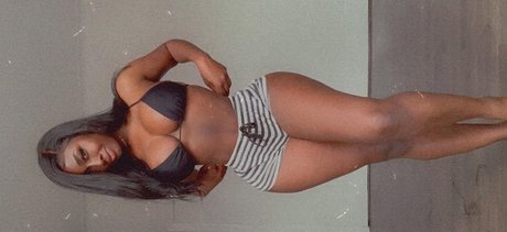 LXRYCC pornstar erotic images