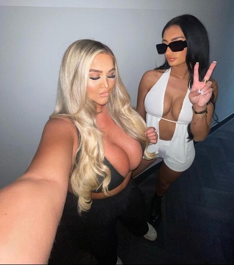 young asian onlyfans hot naked gallery