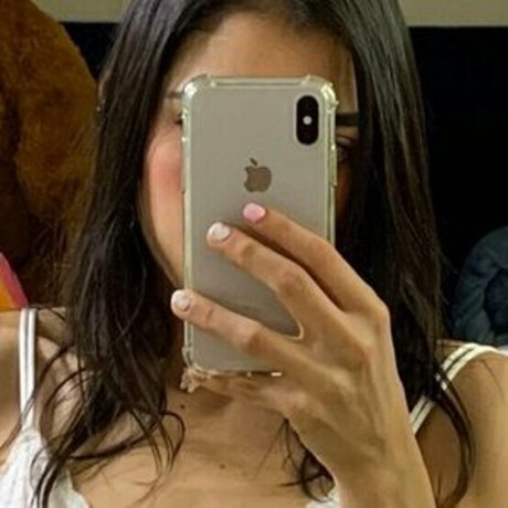 parismedicifree perfect model pic