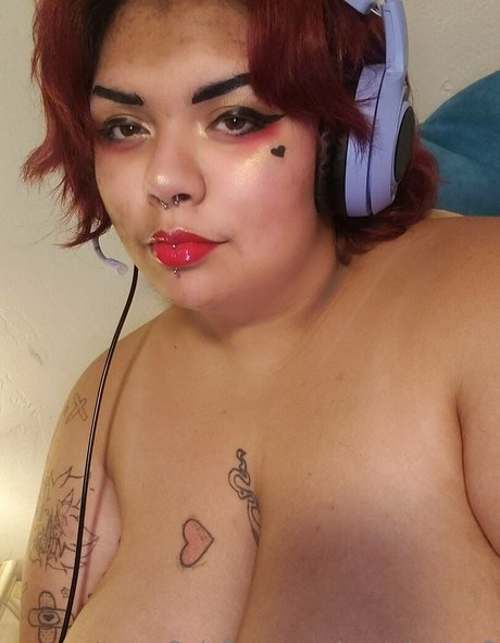 nudist onlyfans nude image