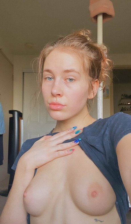 outdoor shower onlyfans sex pics