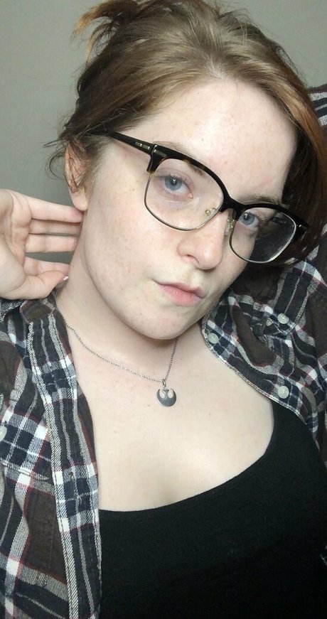 lucigonewild high quality pornstar pic