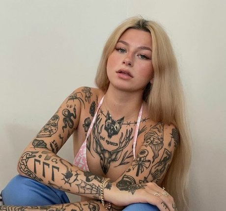 suppblue adult model img