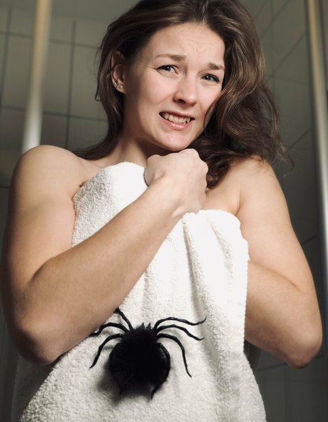 janeyslifepeek model perfect pic