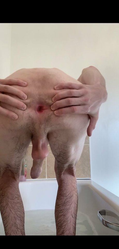 masterukfree star nude picture