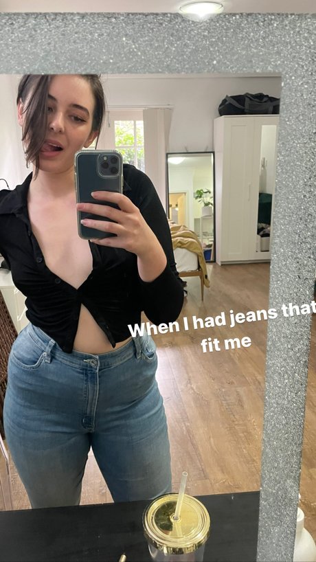 Shutupmichaelaa xxx star pic