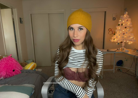 mature slut onlyfans free nude photo