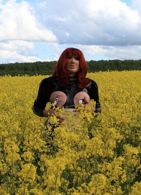 rubbberdolllulu perfect star photos