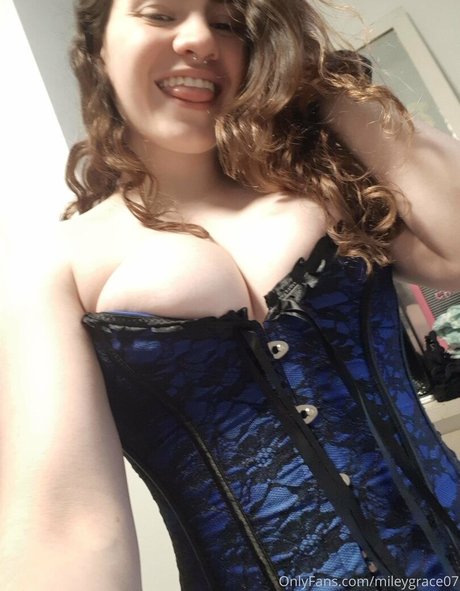 mileygrace07 sex actress img