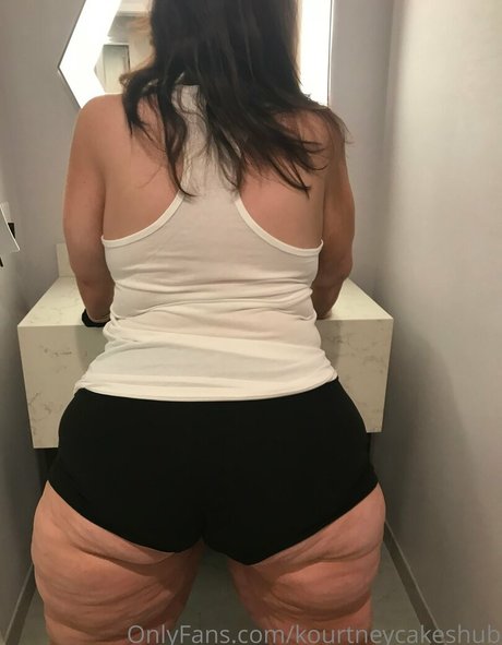 social media influencer onlyfans porno img