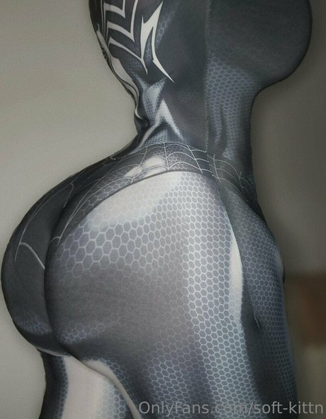 asian shower onlyfans erotic pic