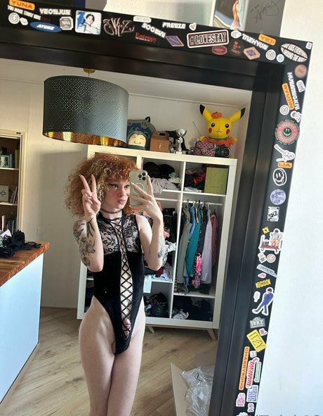 lesbian seduction onlyfans top images