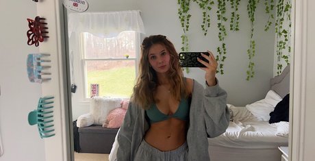 ginger muscle onlyfans pornographic photos